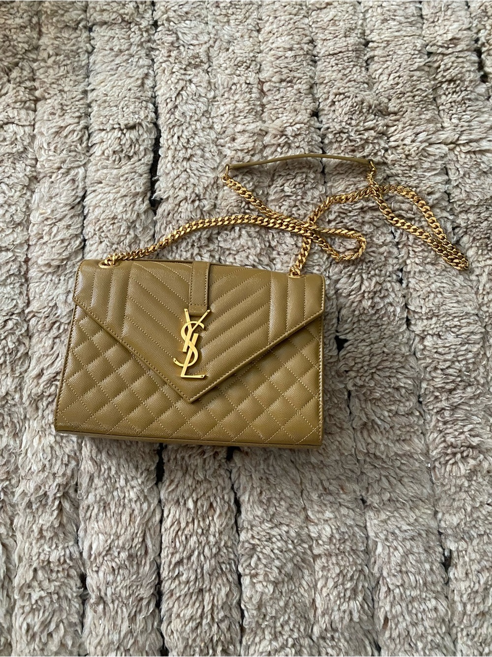 Yves Saint Laurent bag the chains might confuse you BUT you’ll figure it out💕